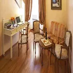 Hotel Dei Priori 4*