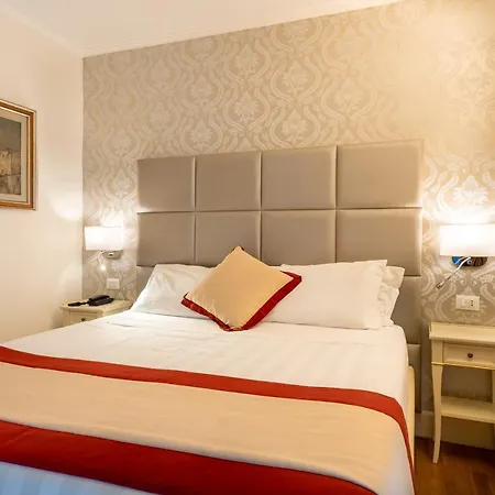 Dei Priori Boutique 4*