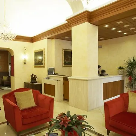 Hotel Dei Priori Boutique 4*