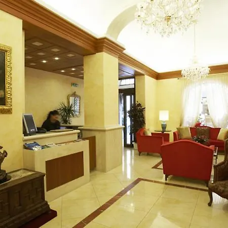Dei Priori Boutique Hotel 4*