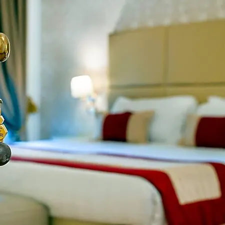 Dei Priori Boutique Hotel 4*