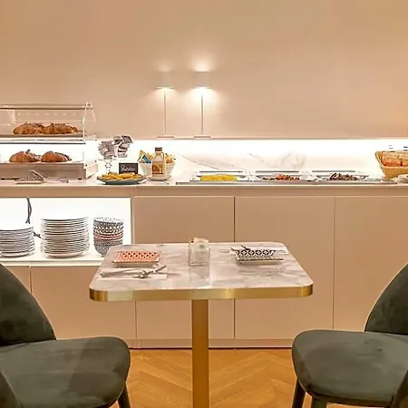Dei Priori Boutique