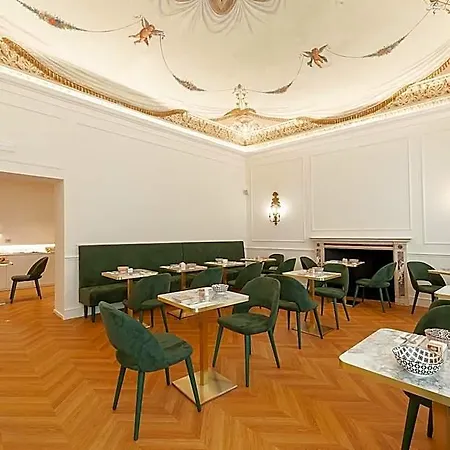 Dei Priori Boutique 4*