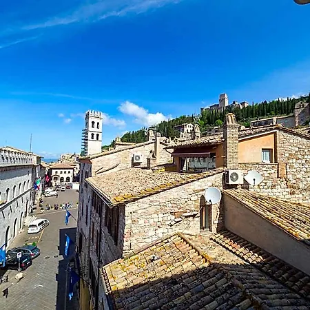 Dei Priori Boutique