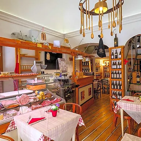 Dei Priori Boutique Hotel 4*